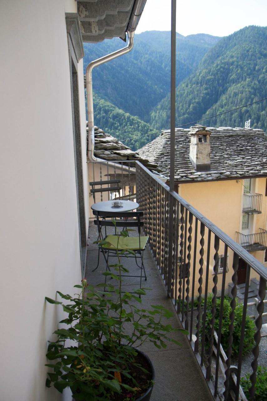 Palazzo Gamboni Swiss Historic Hotel Comologno Екстер'єр фото
